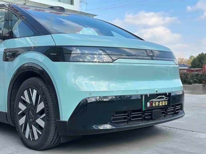 Zeekr Mix 2025 2025款 长续航智驾版