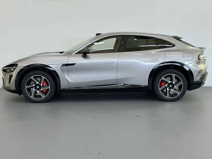 Xiaomi YU7 2025 2025款 超长续航高性能四驱Max版