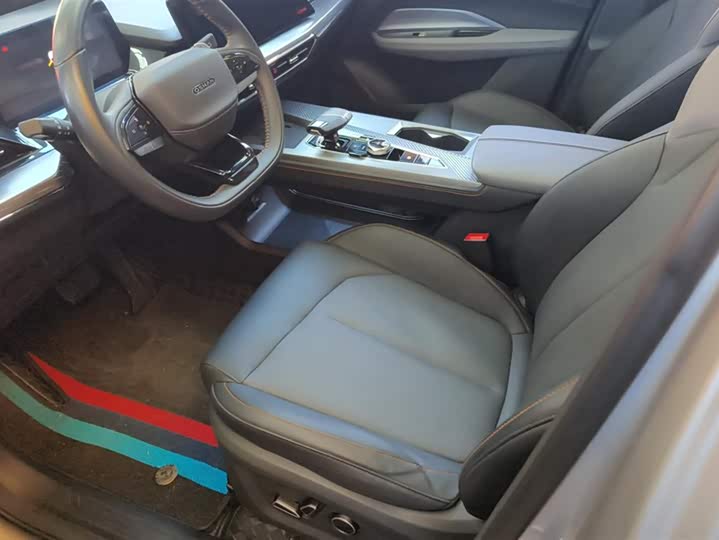 Changan Oshan Z6 2023 2023款 蓝鲸 1.5T DCT智领型城市版