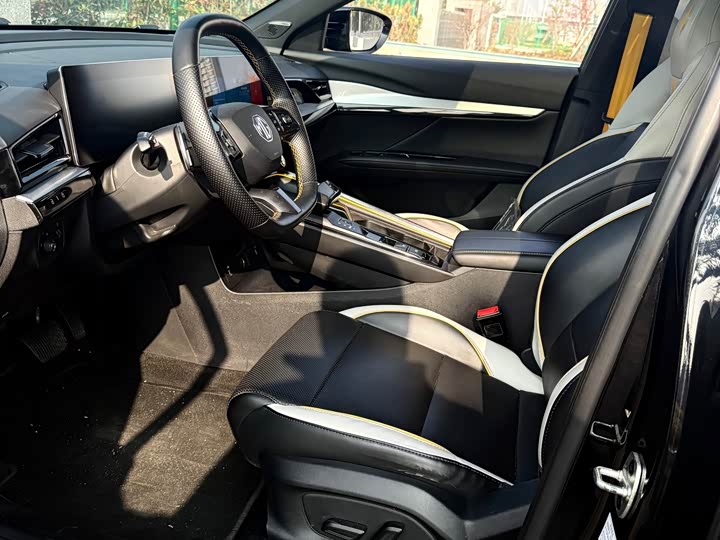 MG Motor 5 Scorpio 2022 2022款 1.5T 豪华版