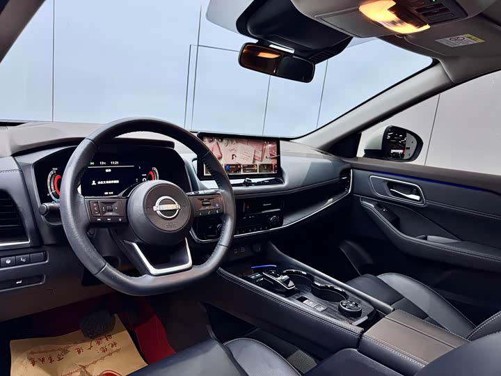 Nissan X-Trail 2023 2023款 e-POWER 超混双电机四驱至尊版