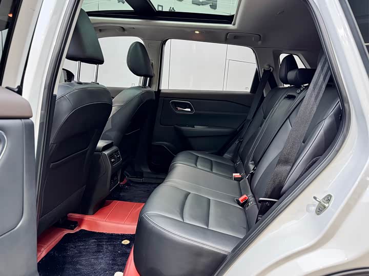 Nissan X-Trail 2023 2023款 e-POWER 超混双电机四驱至尊版