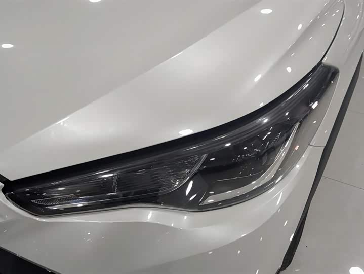 Toyota Frontlander 2024 2024款 2.0L CVT领先版