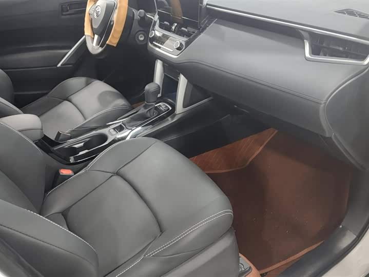 Toyota Frontlander 2024 2024款 2.0L CVT领先版