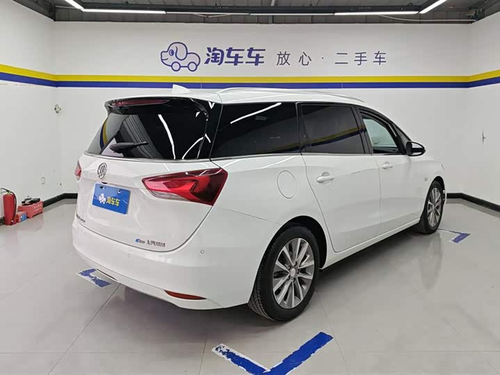 Buick GL6 2021 2021款 323T 轻混动互联豪华型