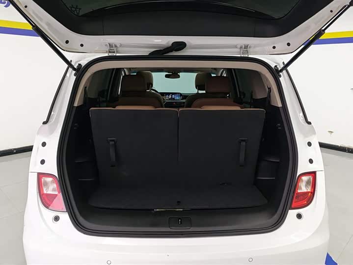 Buick GL6 2021 2021款 323T 轻混动互联豪华型