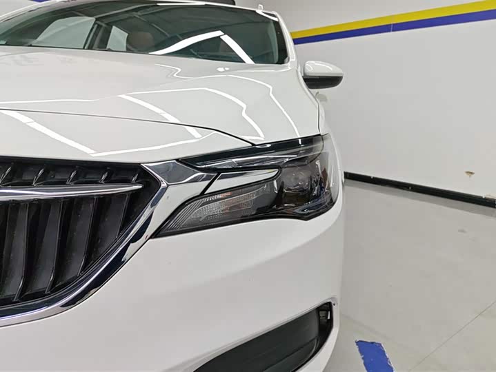 Buick GL6 2021 2021款 323T 轻混动互联豪华型