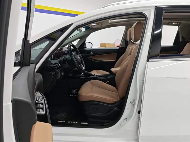 Buick GL6 2021 2021款 323T 轻混动互联豪华型