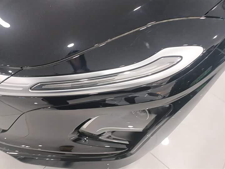 Hongqi E-QM5 2025 2025款 500km 出行版