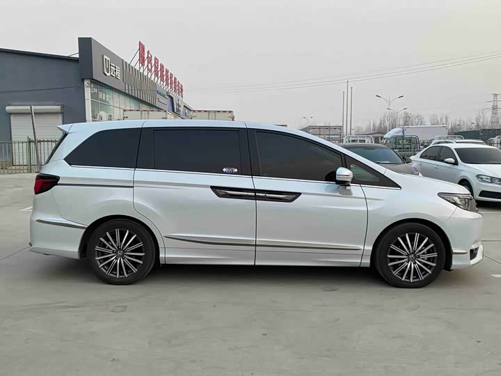 Honda Elysion 2024 2024款 2.0L e:HEV 豪华版