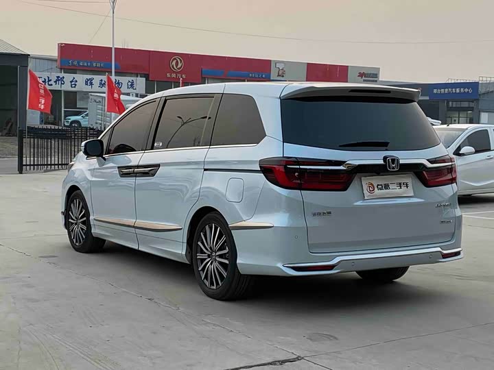 Honda Elysion 2024 2024款 2.0L e:HEV 豪华版