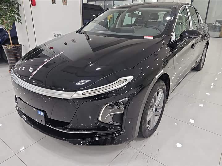 Hongqi E-QM5 2025 2025款 500km 出行版