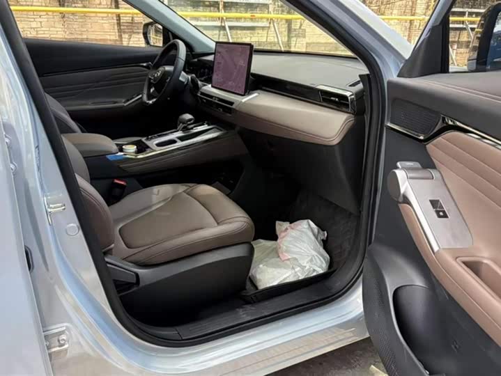 GAC Trumpchi GS4 2024 2024款 MAX 1.5T 旗舰版