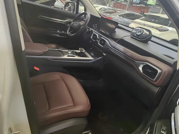 Geely Okavango 2022 2022款 1.8TD DCT豪华型 7座