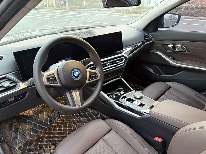 BMW i3 2025 2025款 eDrive 35 L