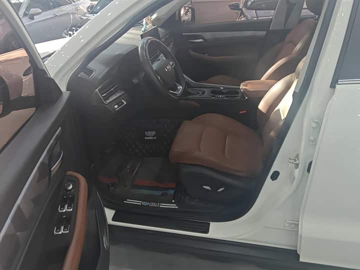 Geely Vision X6 2021 2021款 PRO 1.4T 自动尊贵型