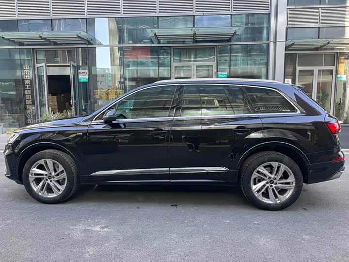 Audi Q7 2024 2024款 45 TFSI quattro S line运动型