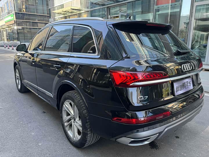 Audi Q7 2024 2024款 45 TFSI quattro S line运动型