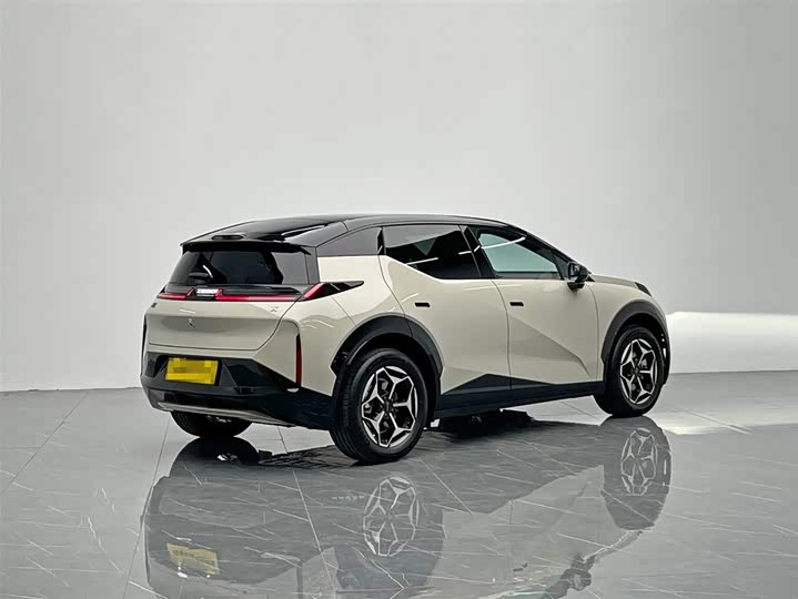 Zeekr X 2025 2025款 五座后驱版