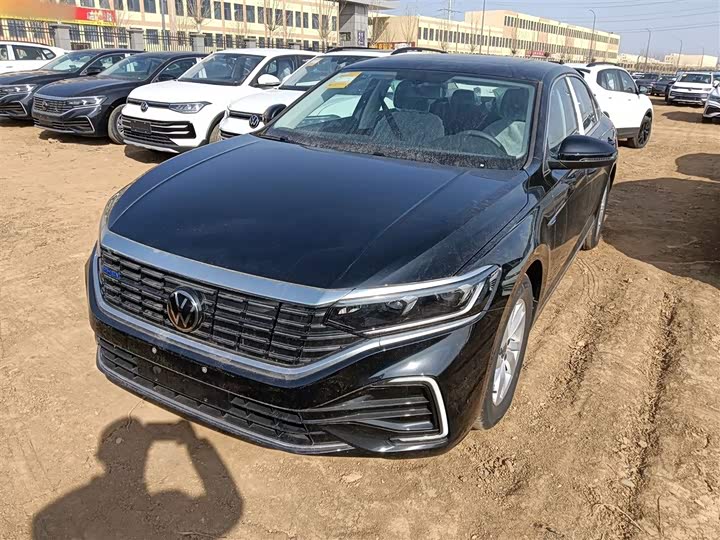 Volkswagen Passat Hybrid 2025 2025款 430PHEV 混动商务版
