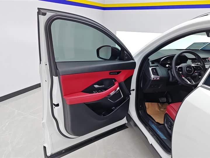 Jaguar E-Pace 2024 2024款 进取运动版 R-DYNAMIC S