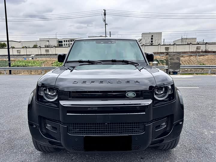 Land Rover Defender 2025 2025款 110 3.0T P400 X-Dynamic HSE
