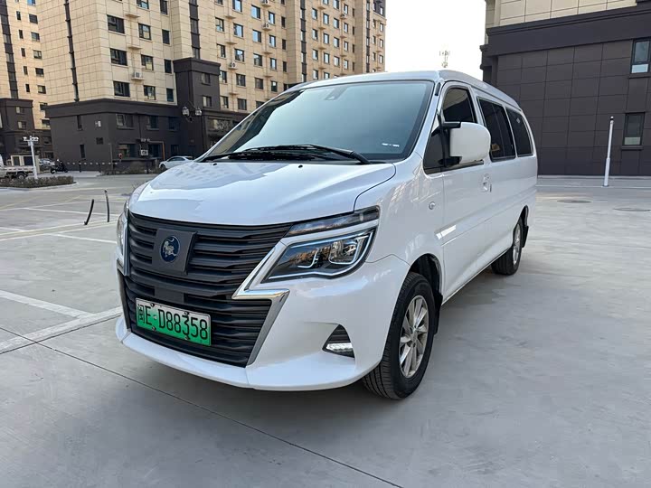 Dongfeng Forthing Lingzhi M5 EV 2022 2022款 客运版 豪华型 9座