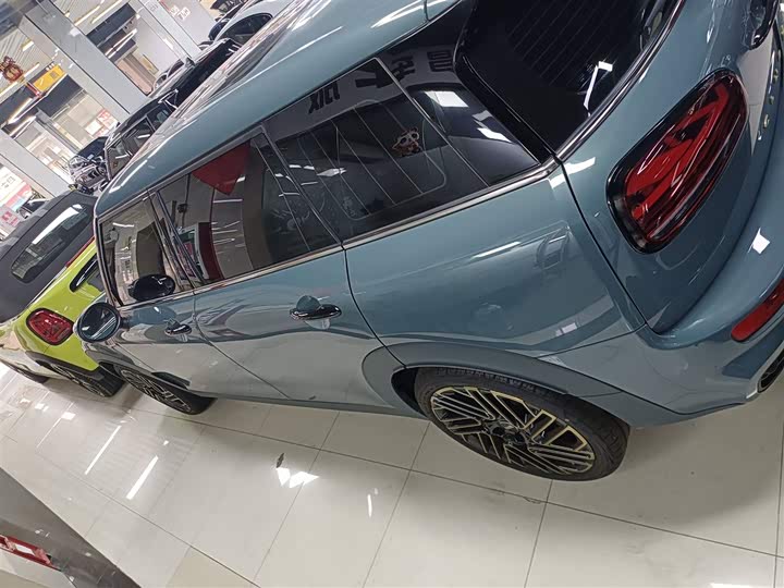 Mini Clubman 2023 2023款 2.0T COOPER S 自在特别版