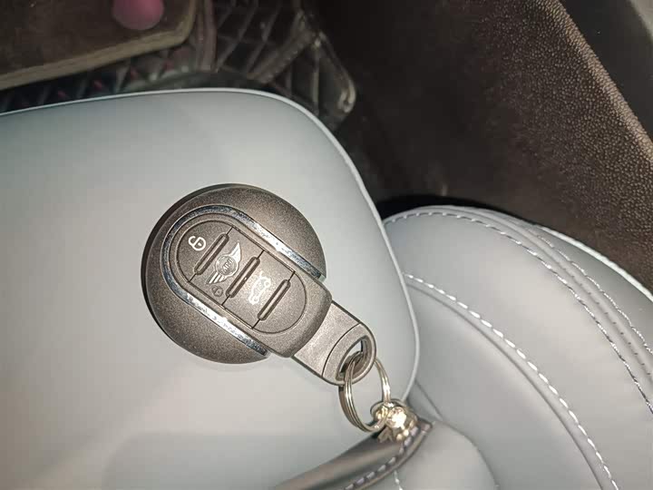 Mini Clubman 2023 2023款 2.0T COOPER S 自在特别版