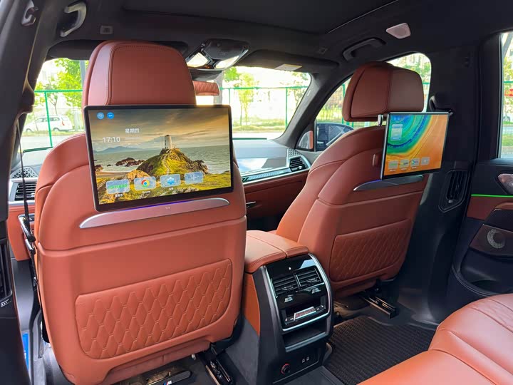 BMW X7 2024 2024款 xDrive40i 尊享型M运动套装