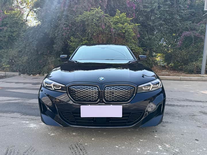 BMW i3 2025 2025款 eDrive 40 L 曜夜套装