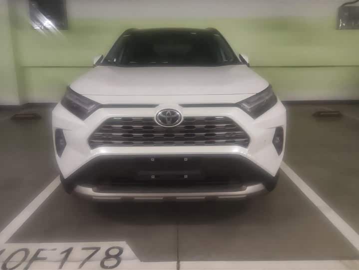 Toyota RAV4 2024 2024款 2.0L CVT两驱风尚Plus版