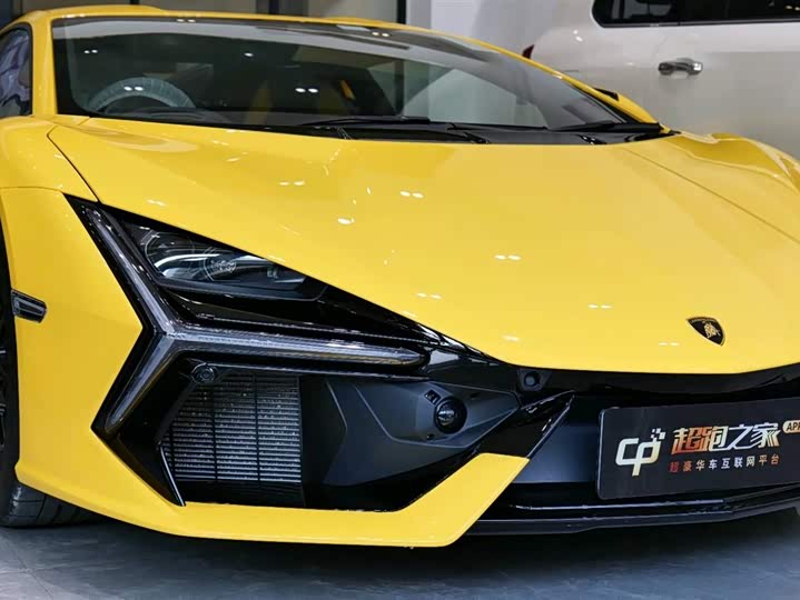 Lamborghini Revuelto 2023 2023款 6.5L PHEV标准版