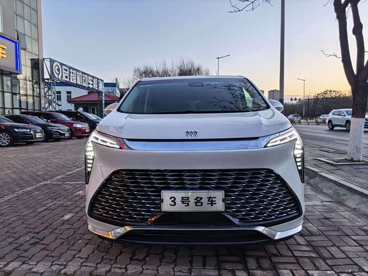 Buick GL8 Century 2025 2025款 2.0T 六座蕴世版