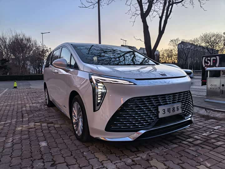 Buick GL8 Century 2025 2025款 2.0T 六座蕴世版