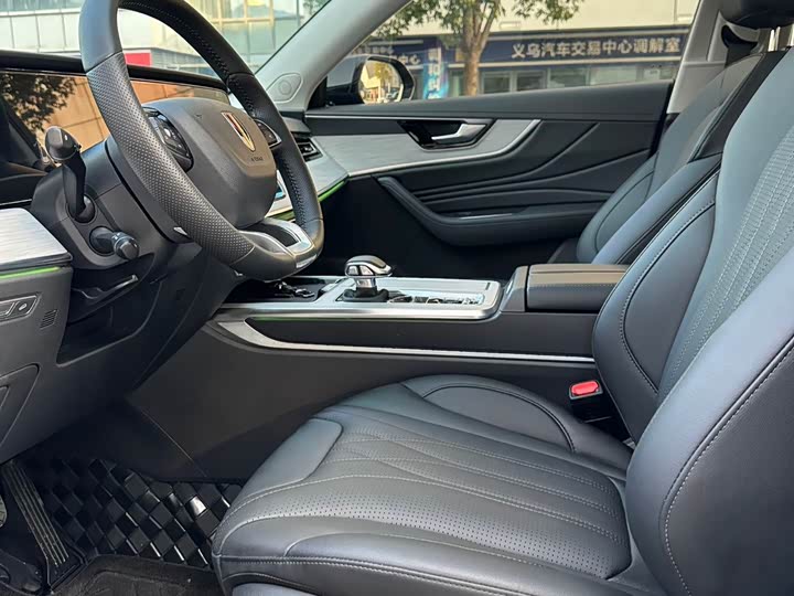 Hongqi HS5 2025 2025款 2.0T 两驱旗享Pro版