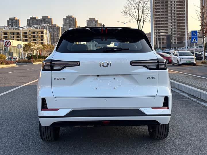 Changan Qiyuan (Nevo) Q05 2025 2025款 真香版 125 尊享型