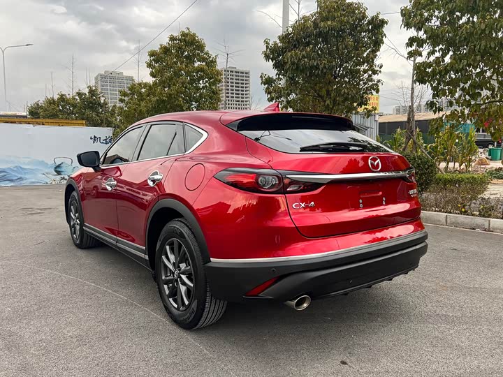 Mazda CX-4 2021 2021款 2.0L 自动两驱蓝天活力版
