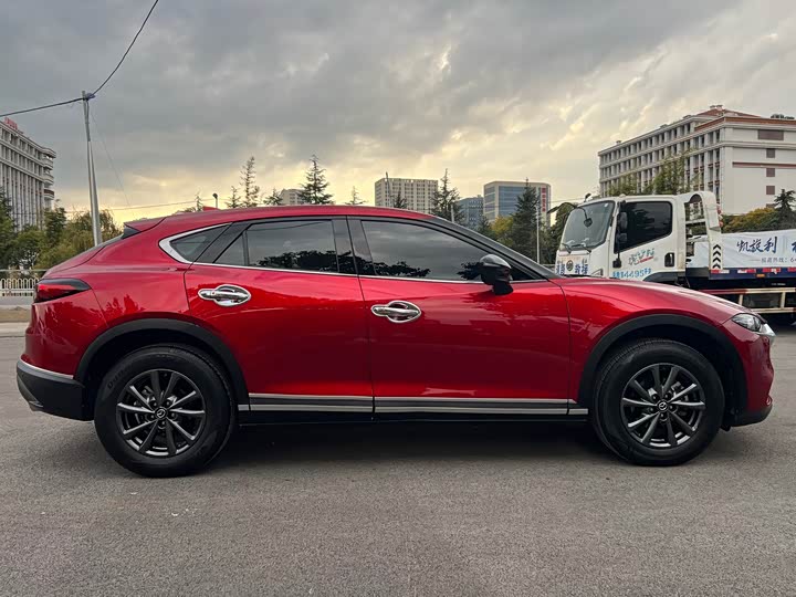 Mazda CX-4 2021 2021款 2.0L 自动两驱蓝天活力版
