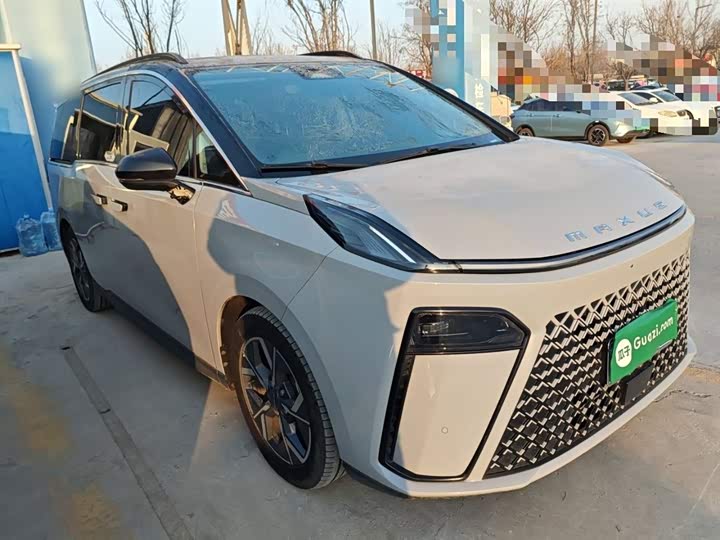 Maxus G70 2024 2024款 2.0T 自动旗舰版 7座