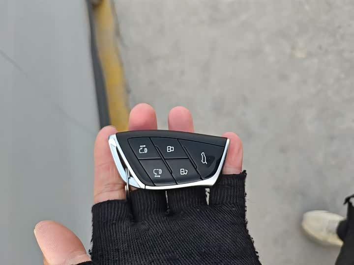 Maxus G70 2024 2024款 2.0T 自动旗舰版 7座