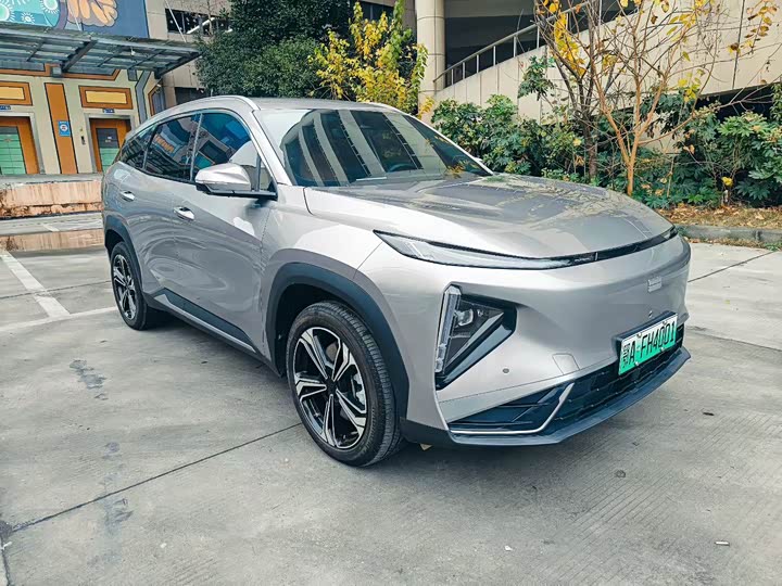 Geely Galaxy L7 2025 2025款 EM-i 115km 探索+版