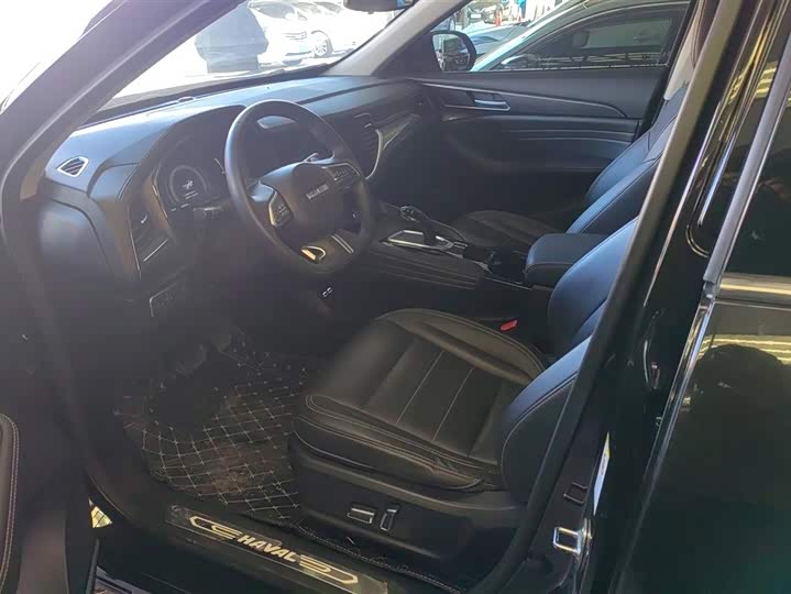 Haval F7x 2021 2021款 2.0T 两驱极智潮玩版