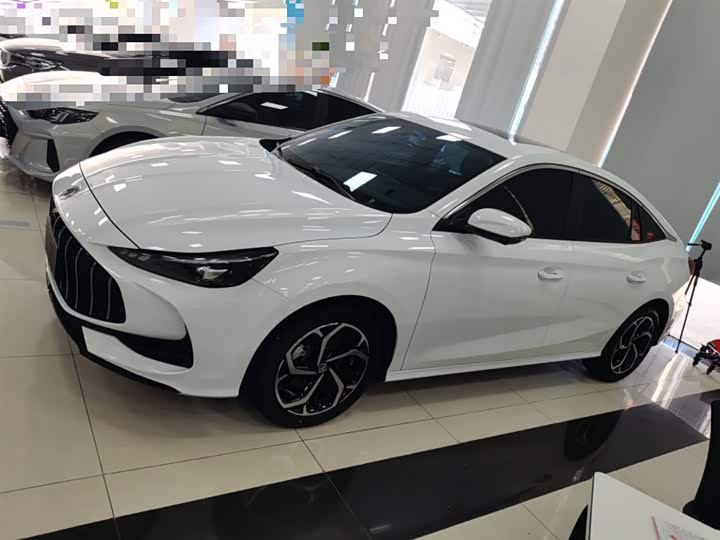 MG Motor 5 2025 2025款 300TGI 全球旗舰版