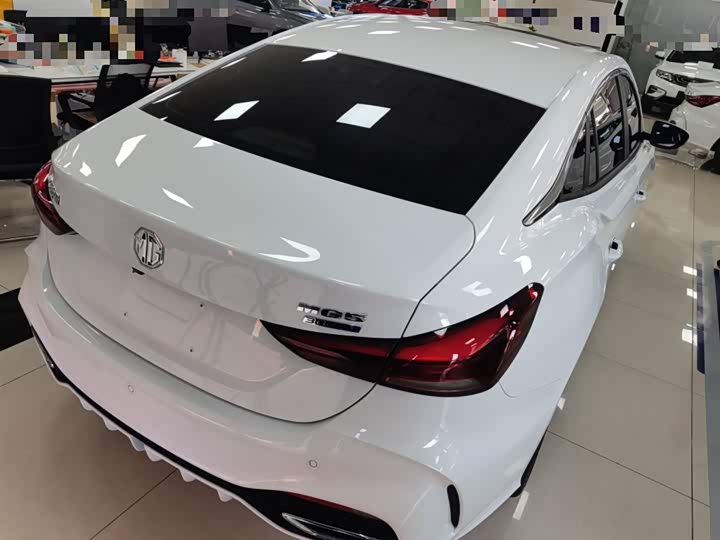 MG Motor 5 2025 2025款 300TGI 全球旗舰版