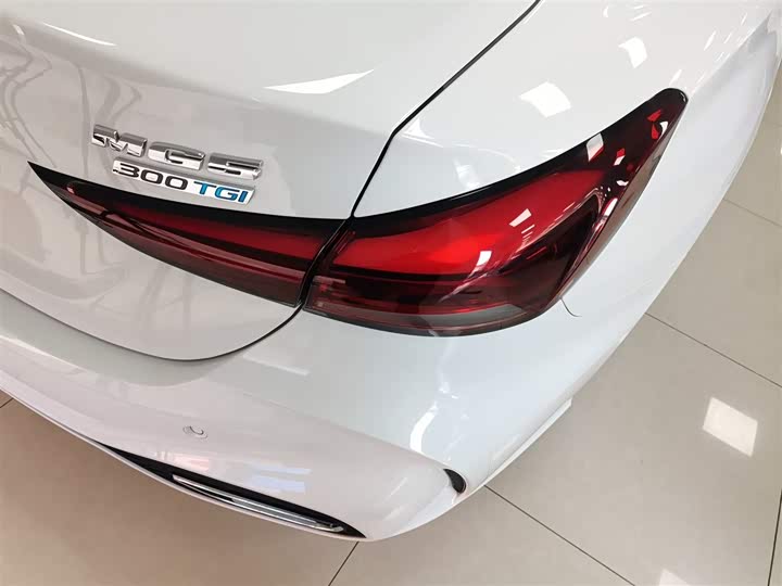 MG Motor 5 2025 2025款 300TGI 全球旗舰版