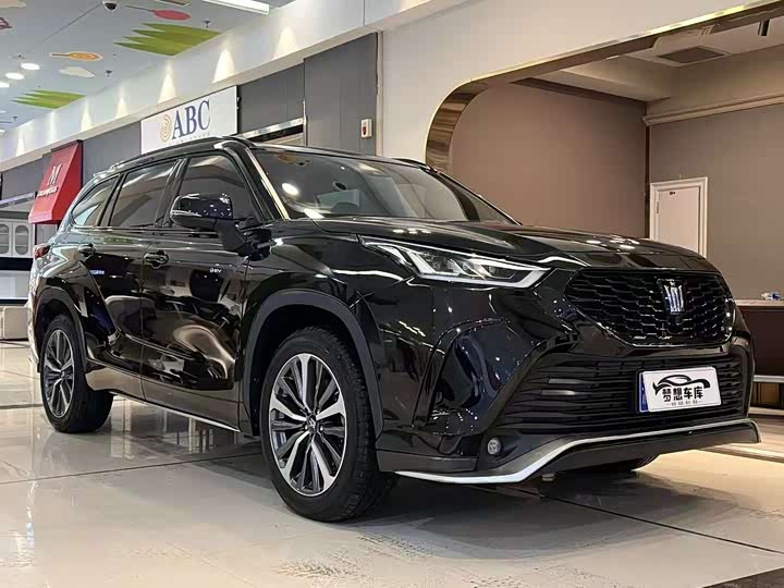 Toyota Crown Kluger 2024 2024款 2.5L HEV四驱豪华版