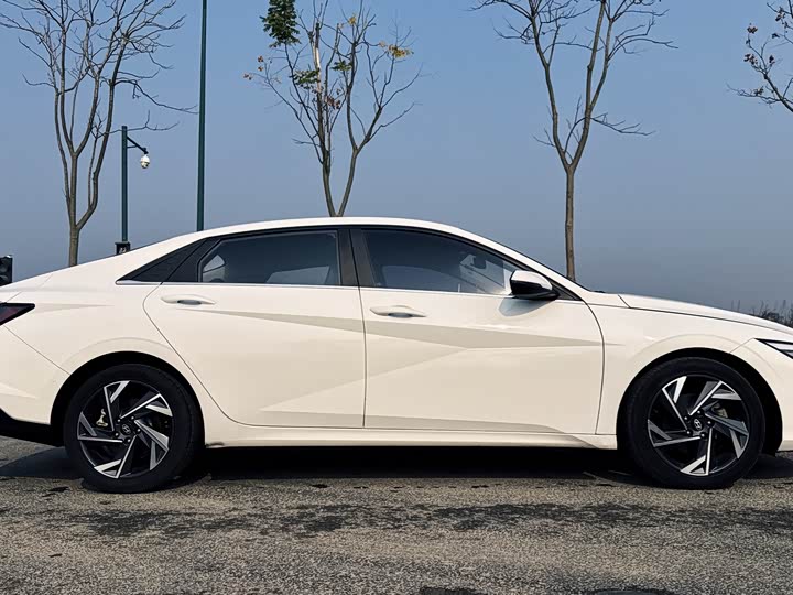 Hyundai Elantra N line 2023 2023款 1.5L CVT GLX精英版