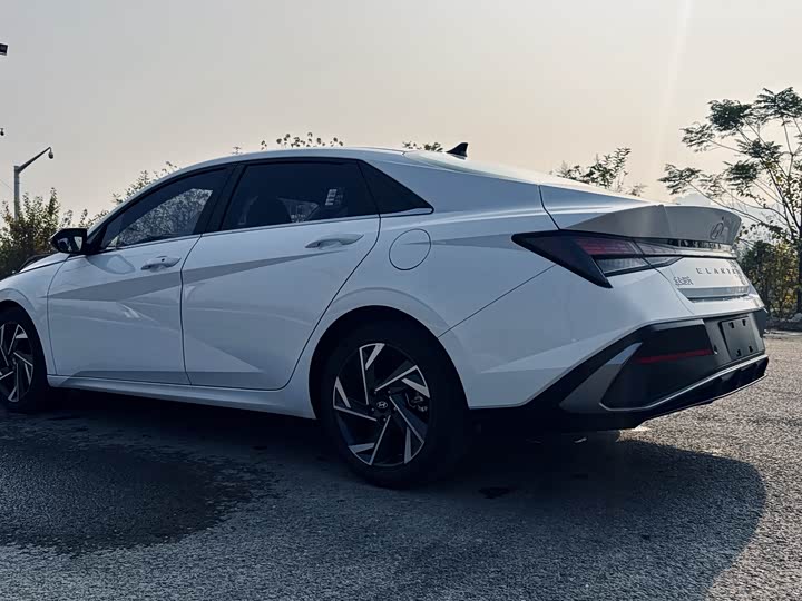 Hyundai Elantra N line 2023 2023款 1.5L CVT GLX精英版