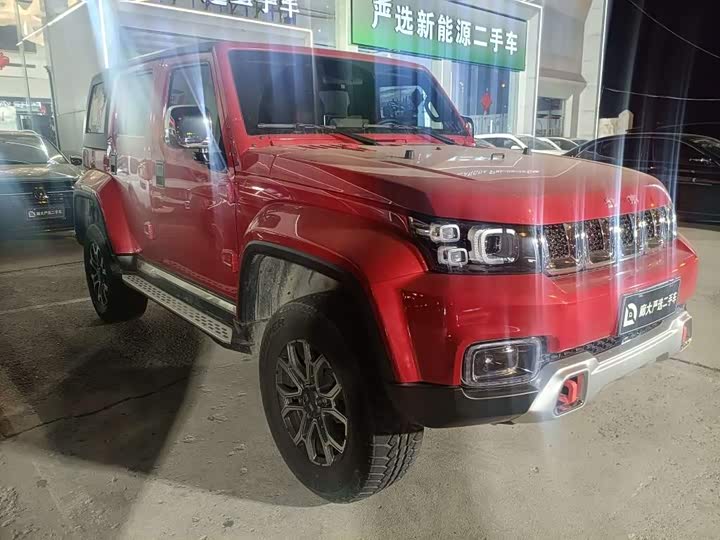 BAIC Beijing BJ40 2024 2024款 2.0T 城市猎人荣耀版
